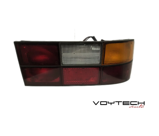 Porsche: 924, 944, Right Tail Light, 477945206